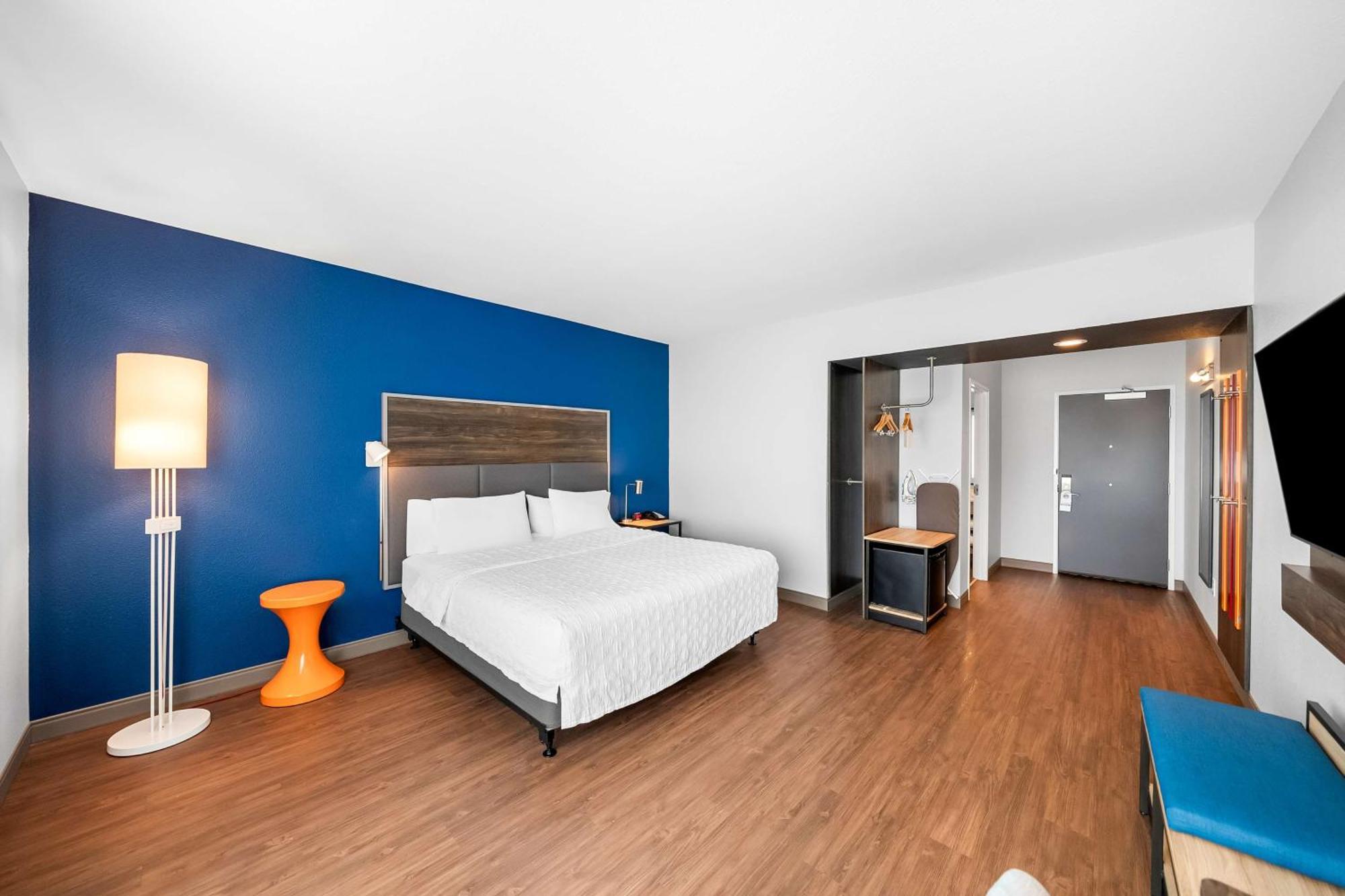 Отель Tru By Hilton Plano Hwy 75 Экстерьер фото